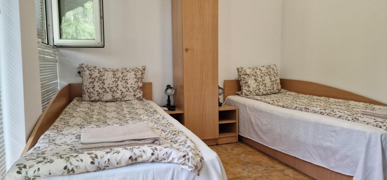 Guest House Selin Veliko Tarnovo Exterior photo