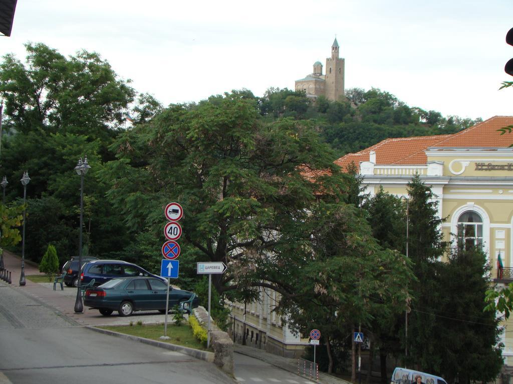 Guest House Selin Veliko Tarnovo Exterior photo